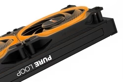 be quiet! Light Wings 140mm Black PWM RGB high-speed image