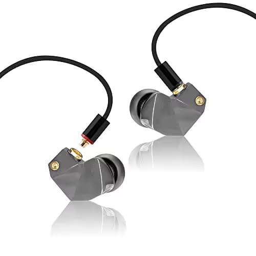 Final B2 In-Ear Closed Wired Headphones main image